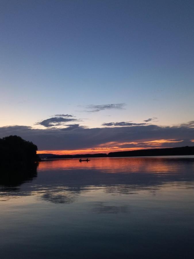 Bora Kuce Na Reci Villa Белград Екстериор снимка